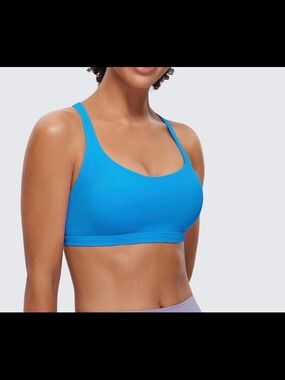 Everyday Scoop Sports Bra in Bright Blue